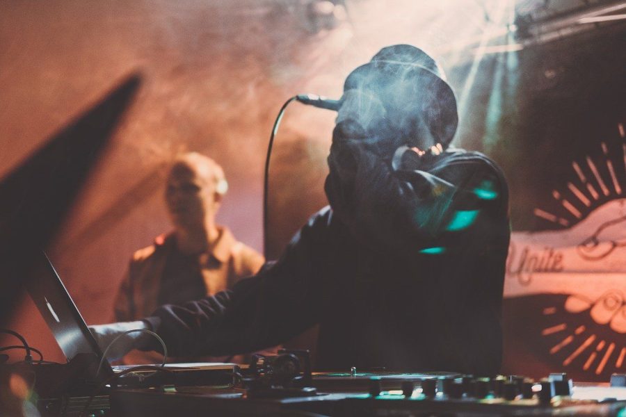blurry, concert, dj